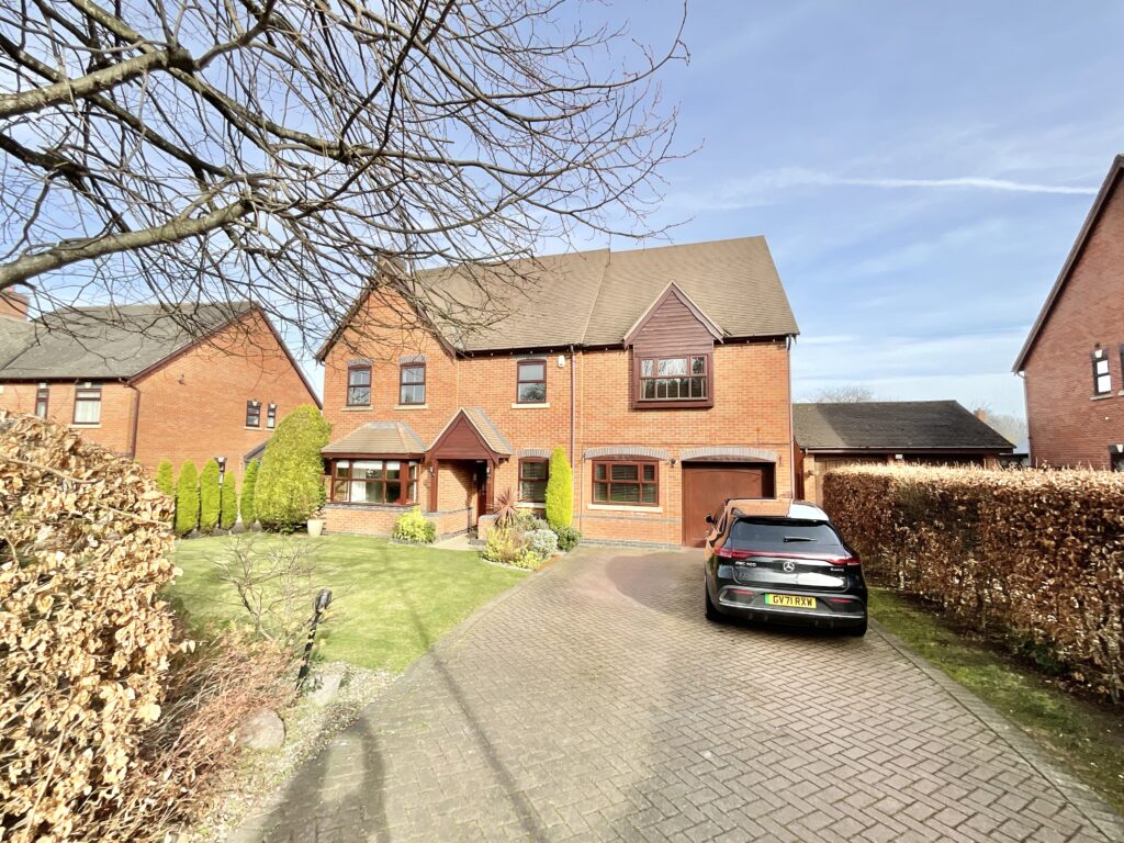 Peregrine Way, Apley, TF1