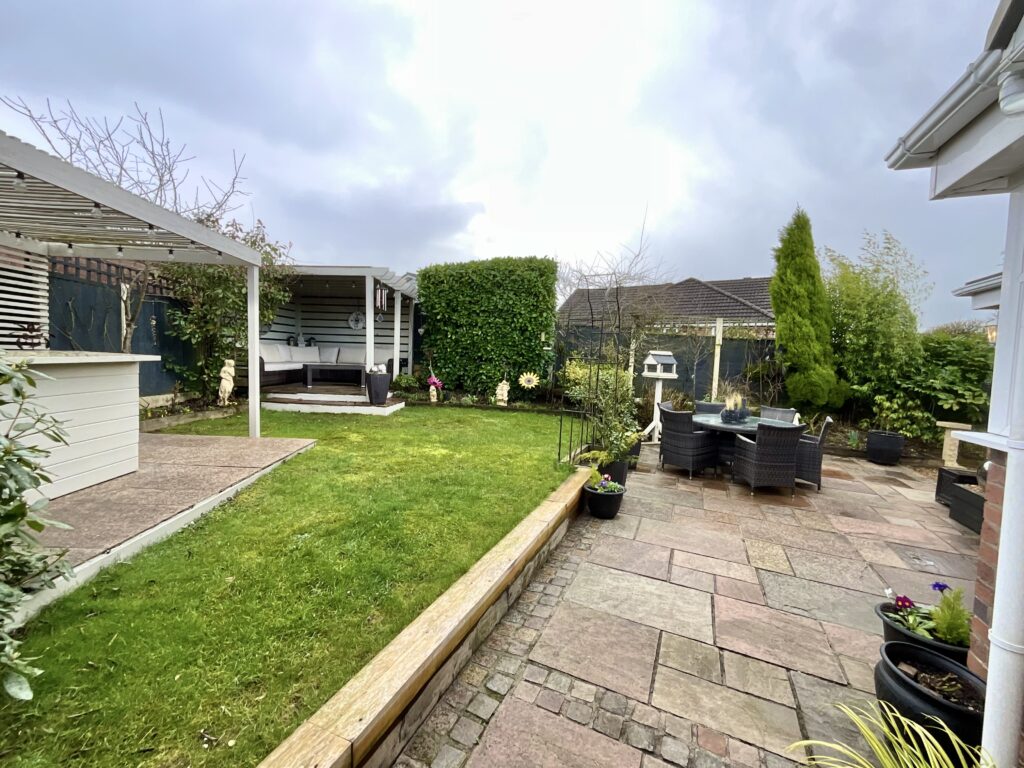 Portland Drive, Forsbrook, ST11