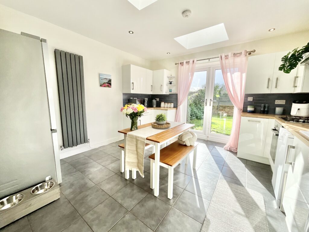 Uttoxeter Road, Tean, ST10