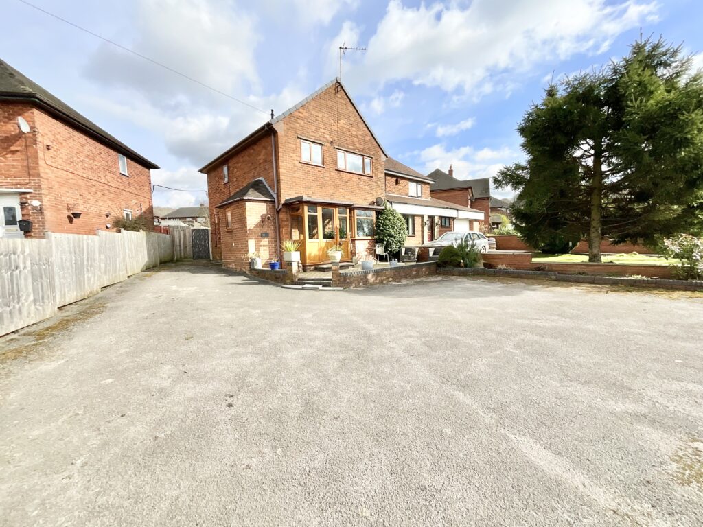 Cheadle Road, Tean, ST10