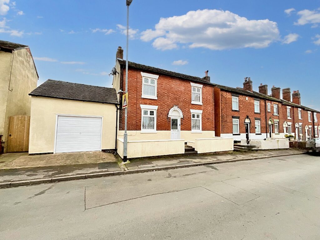 Chapel Street, Bignall End, ST7